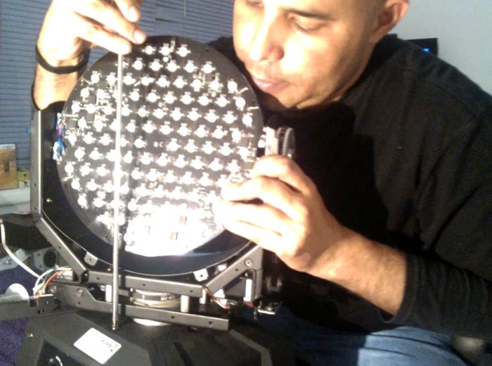 Módulo de iluminación profesional reparable en laboratorio técnico